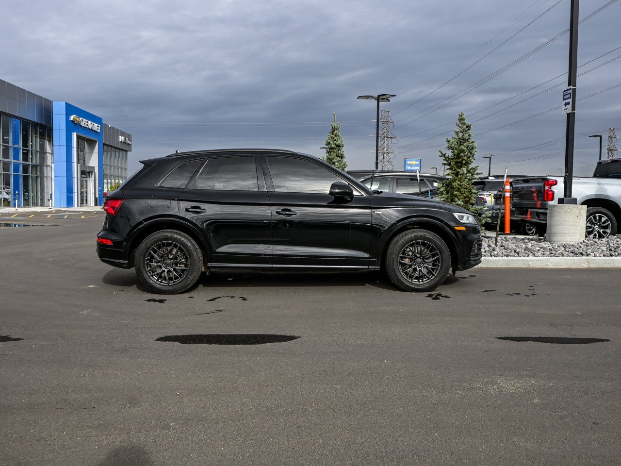 2019 Audi Q5 Progressiv 45 TFSI quattro Black Sherwood Park - photo #14