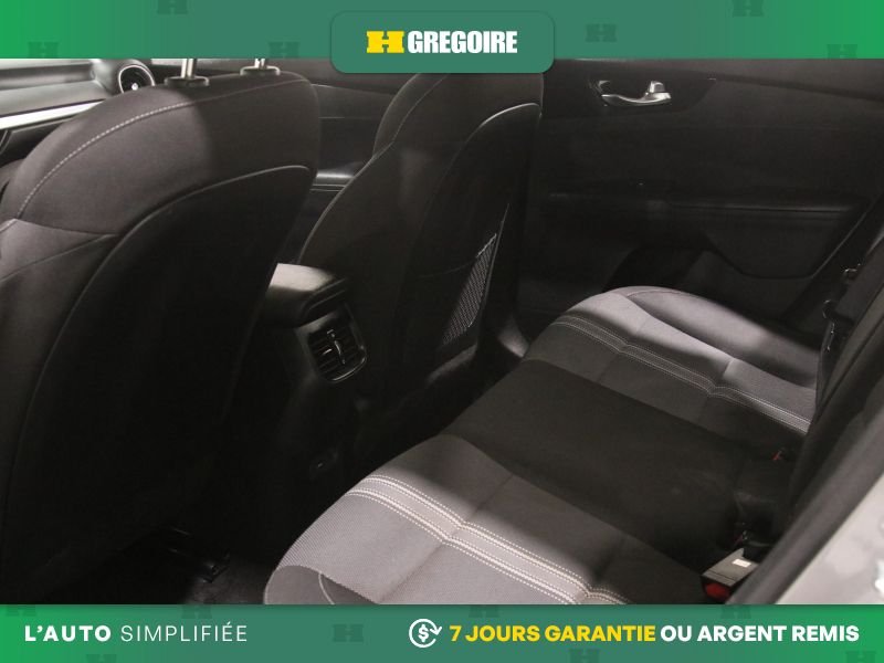 2022 Kia Forte Silver Blainville - photo #25