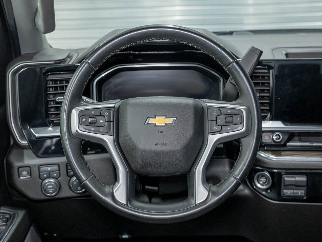 Chevrolet Silverado 2500HD LT CREW 4X4 V8 *NAV* BEDLINER CARPLAY *PNBV 9900* 2024 Gris Saint-Jérôme - photo #13