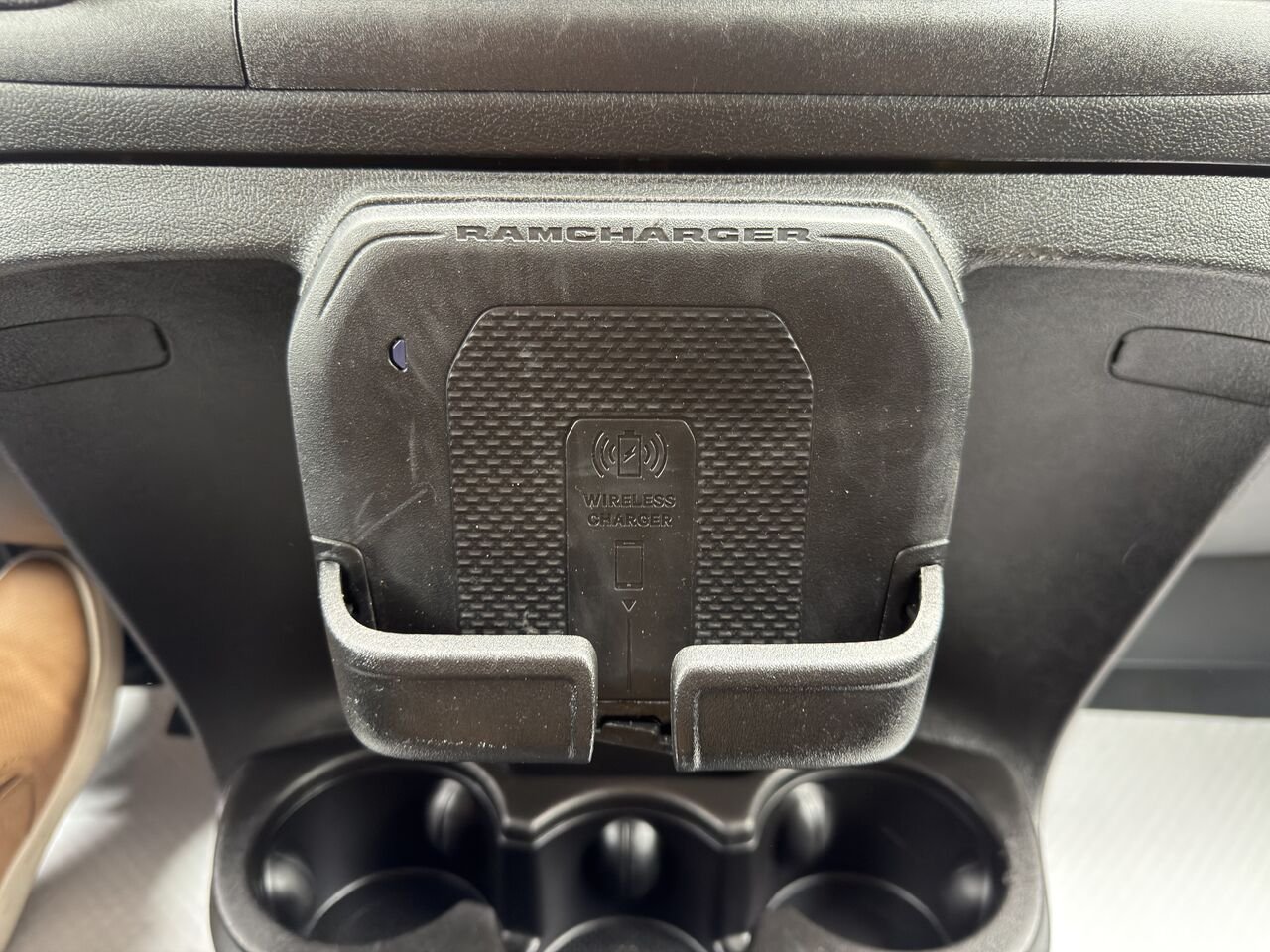 2025 Ram ProMaster 3500 Silver Thetford Mines - photo #24