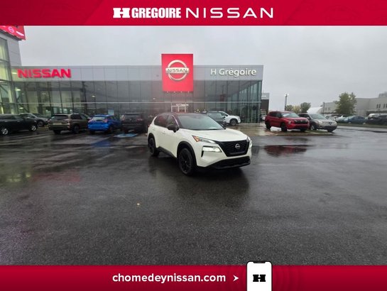 2023 Nissan Rogue SV Moonroof * AWD *Carplay * Bancs Chauffants White