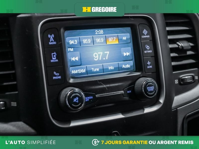 2020 Ram 1500 White Blainville - photo #17