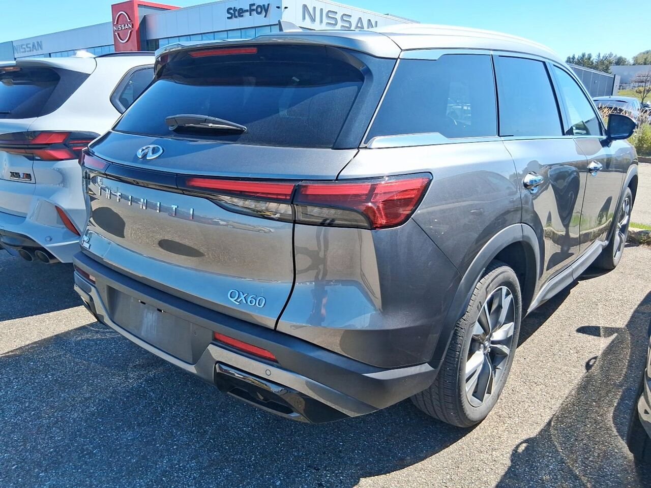 2024 INFINITI QX60 LUXE Grey Québec - photo #1