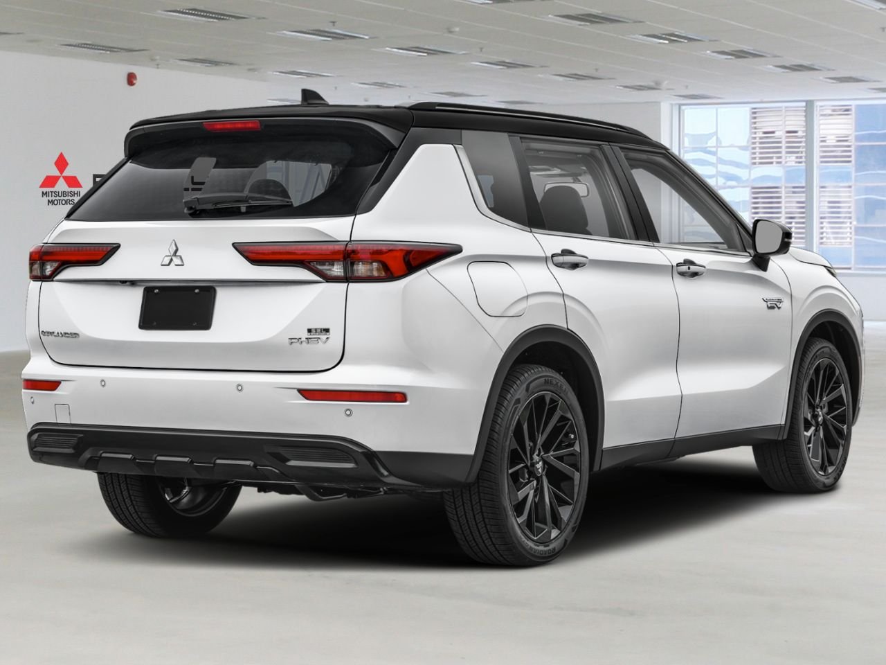 MITSUBISHI Outlander PHEV 2026 Blanc diamant/toit noir Gatineau - photo #1
