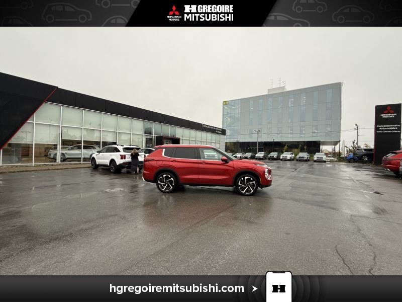 2024 Mitsubishi Outlander Red Laval - photo #11