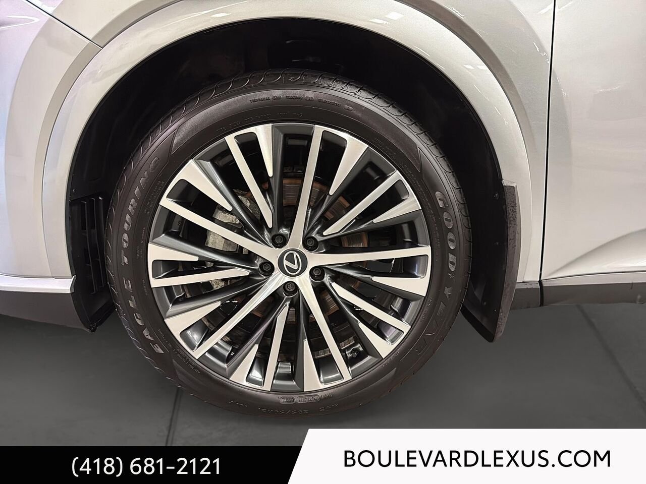 Lexus RX 601184 | RX 350 LUXE TI 2026 Argent Québec - photo #6