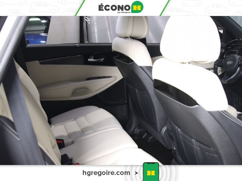 2016 Kia Sorento White Laval - photo #24