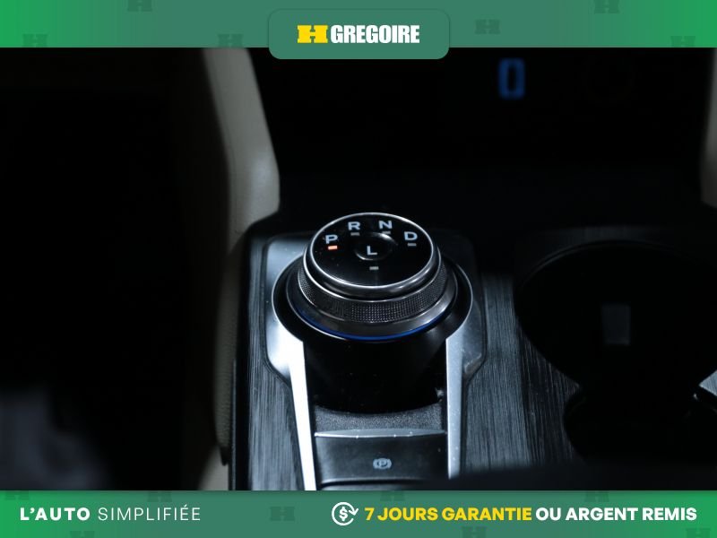 2020 Ford Escape Black Blainville - photo #21