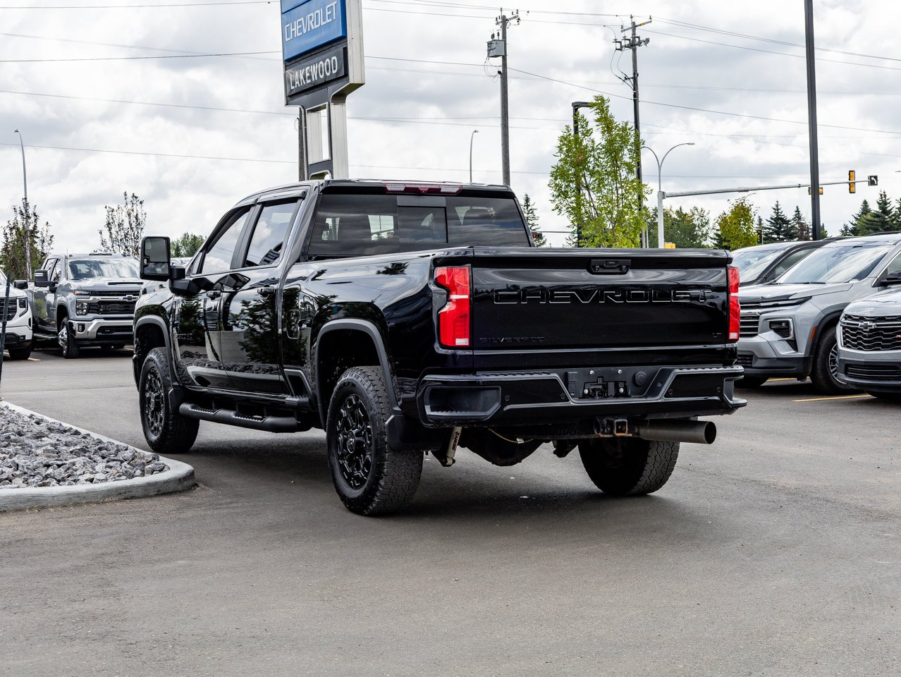 2024 Chevrolet Silverado 2500HD 4WD Crew Cab 159 LT Black Sherwood Park - photo #10