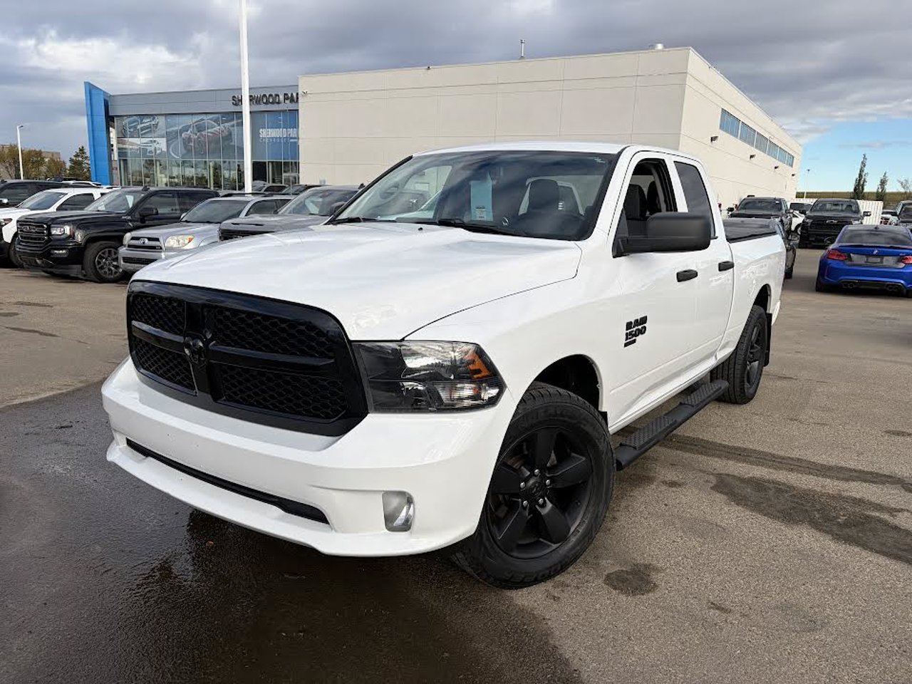 2022 Ram 1500 Classic Express 4x4 Quad Cab 6'4 Box White Sherwood Park - photo #2