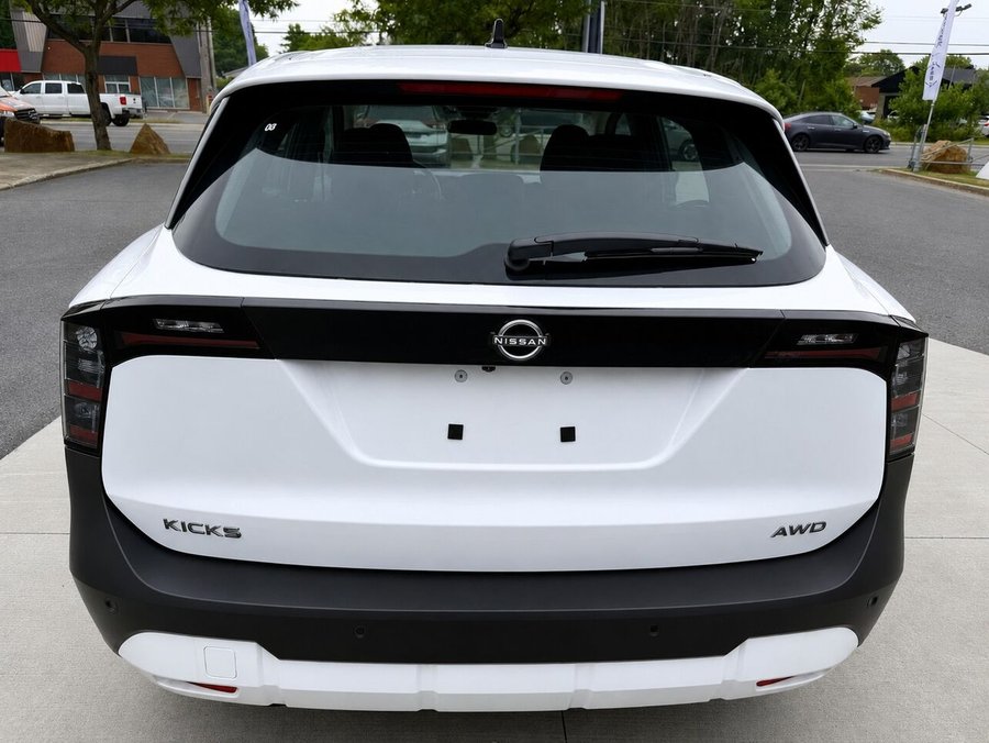 2026 NISSAN Kicks 2026 Deep Blue Pearl