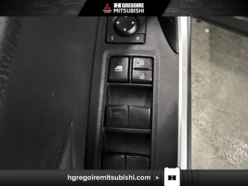 2024 Toyota Rav 4 Black Saint-Eustache - photo #12
