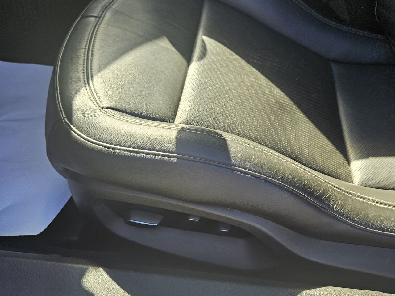 2015 Chevrolet Corvette Stingray Z51 coupé 2 portes avec 2LT White Thetford Mines - photo #16