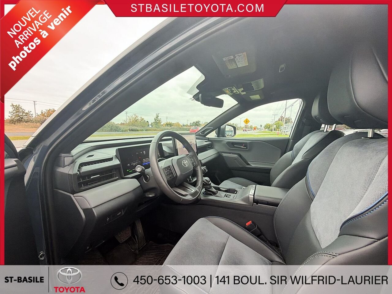 TOYOTA RAV4 Hybride 2026 Gris Saint-Basile-le-Grand - photo #5