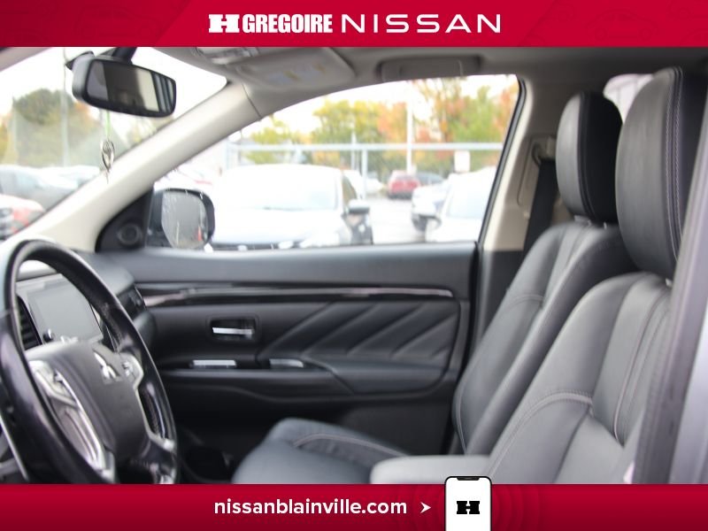 2018 Mitsubishi Outlander Plug-In Hybrid Silver Blainville - photo #12