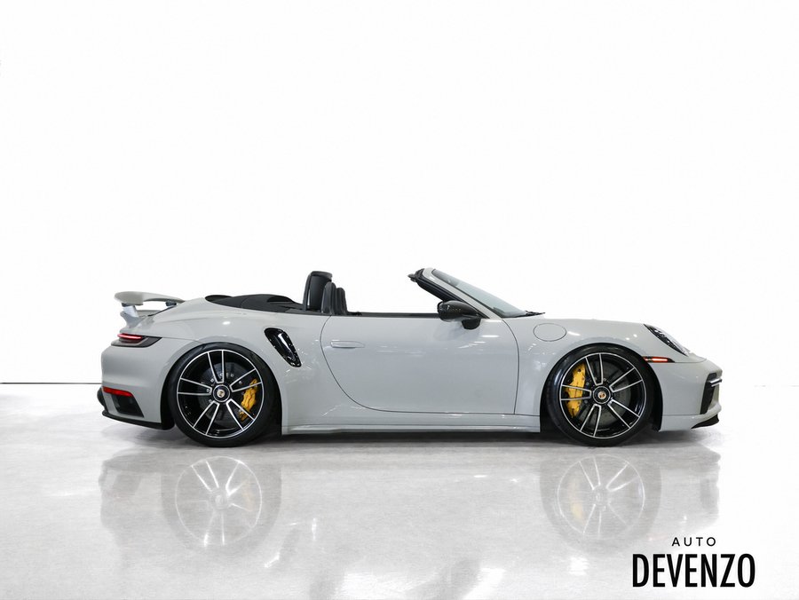 Porsche 911 Turbo S Cabriolet 2023 Gris
