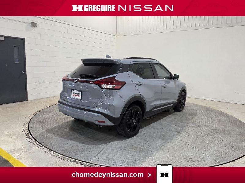 2023 Nissan Kicks Grey Laval - photo #10