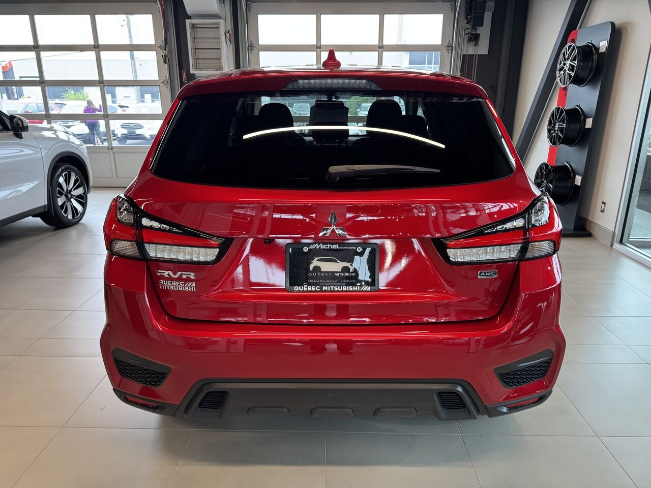 2023 Mitsubishi RVR Red Saint-Eustache - photo #6