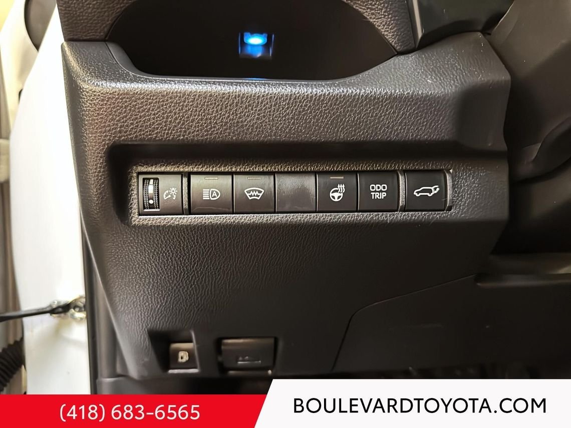 Toyota RAV4 Prime (PHEV) 98770A-67 | XSE 2024 Blanc Québec - photo #14