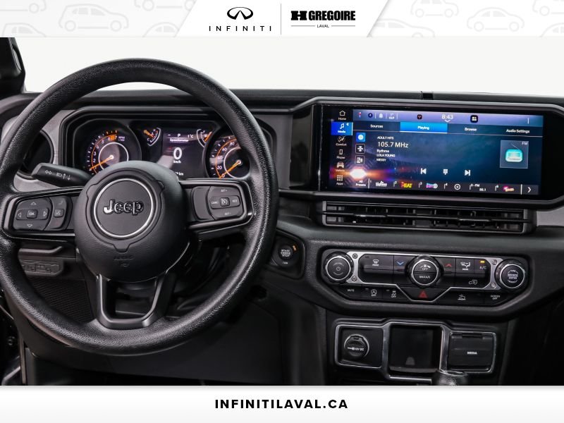 2024 Jeep Wrangler Laval - photo #21