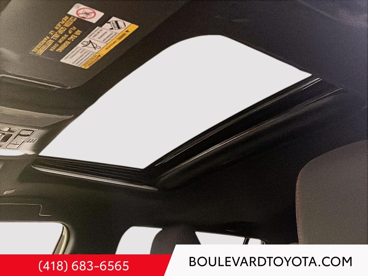Toyota RAV4 PRIME 100266A-57 | SE 2024 Noir Québec - photo #10