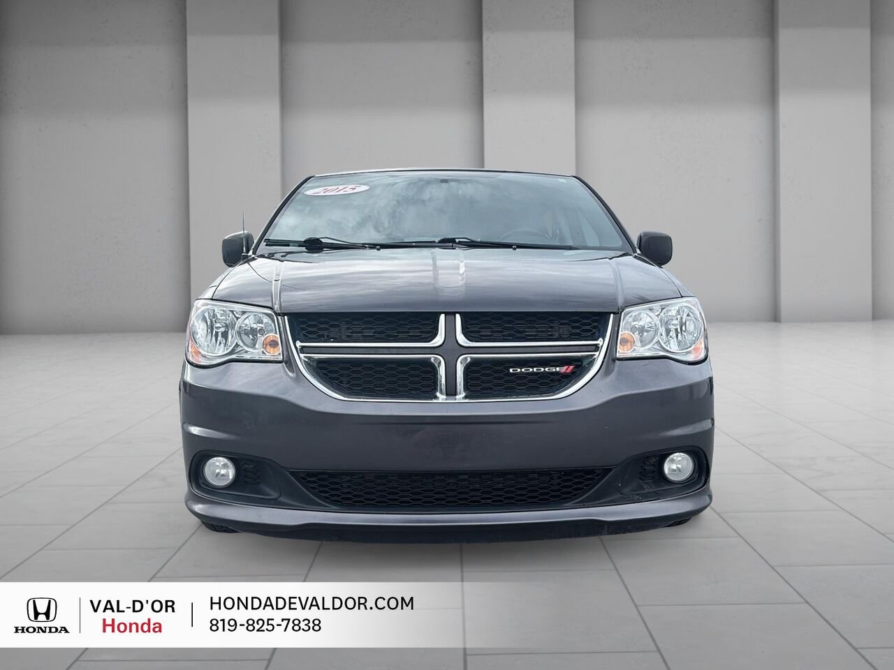 2015 Dodge Grand Caravan SXT Premium Plus fourgonnette de tourisme 4 portes Billet Metallic Val-d'Or - photo #1