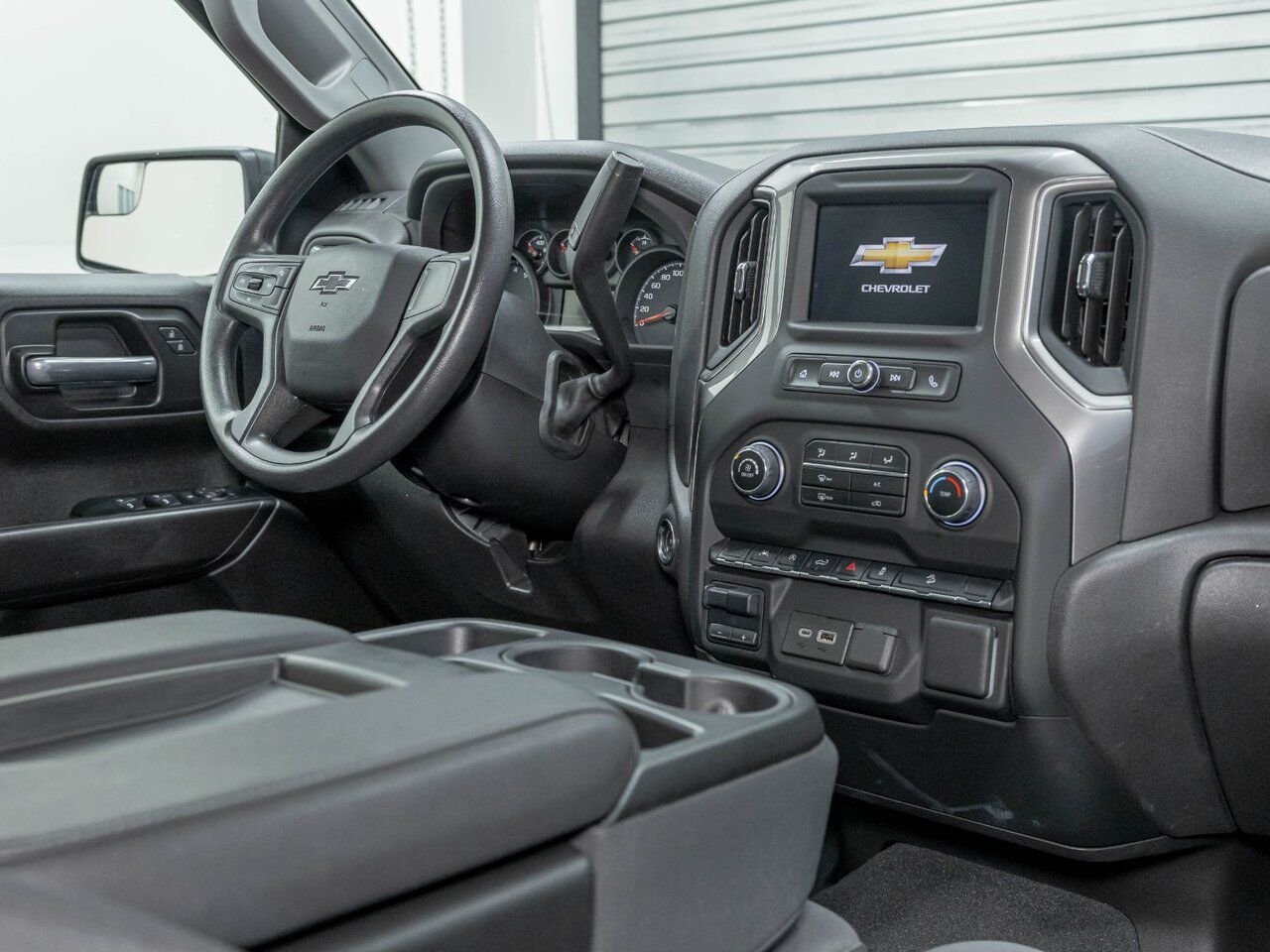 Chevrolet Silverado 1500 CUSTOM TRAIL BOSS CREW 4X4 *CARPLAY* BEDLINER WIFI 2024 Noir Saint-Jérôme - photo #27