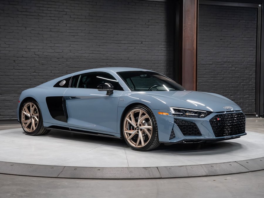 2023 Audi R8 Coupe V10 performance | Full Front PPF | RWD | Clean Carfax Grey