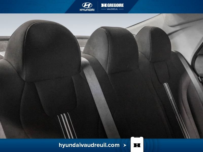 2024 Hyundai Elantra White Laval - photo #31