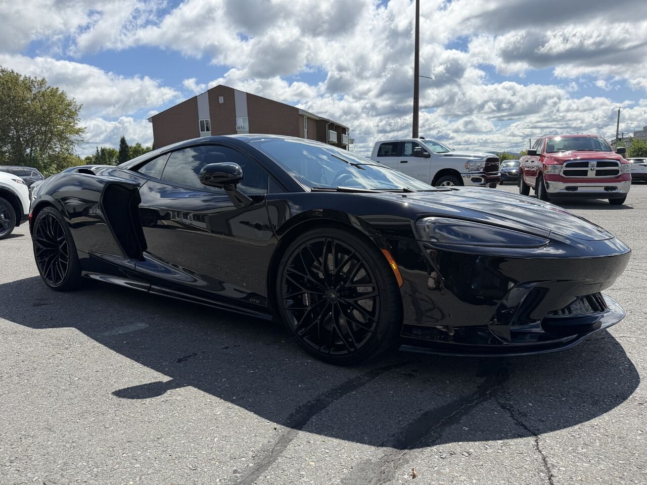 McLaren GTS 2025 Noir Nantes - photo #15