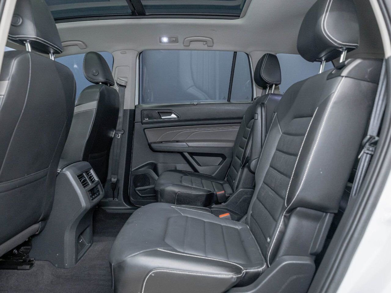 2022 Volkswagen Atlas HIGHLINE 4MOTION *TOIT* NAV SIÈGES VENT FENDER White Saint-Jérôme - photo #28