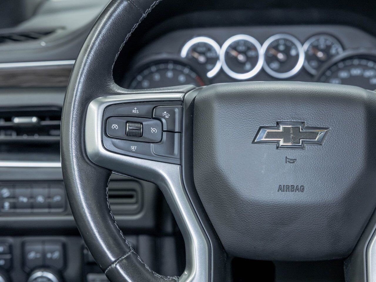 2021 Chevrolet Tahoe Z71 AWD *TOIT CUIR SIÈGES CHAUF BOSE GR REMORQ MAX Black Saint-Jérôme - photo #14