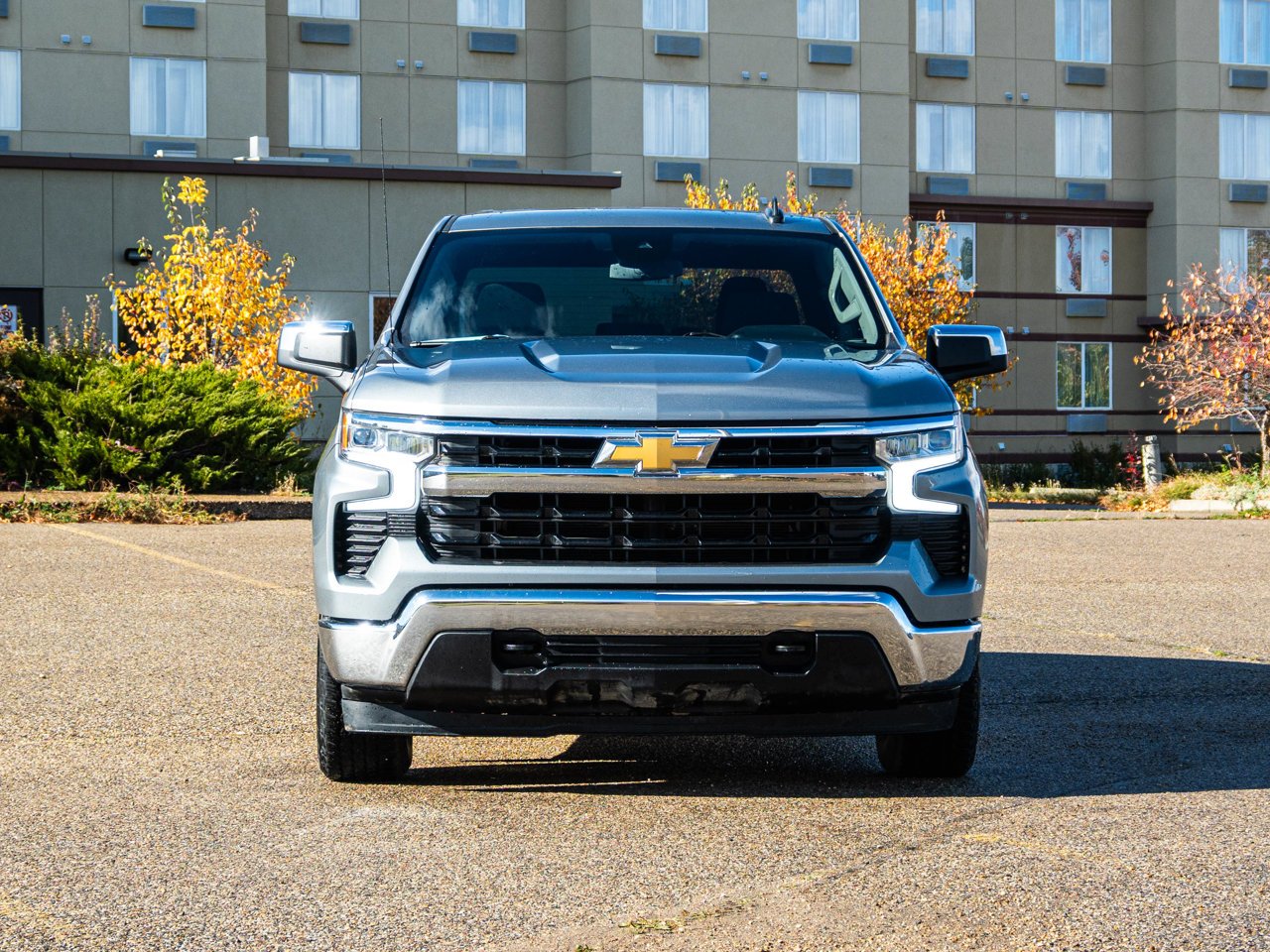 2025 Chevrolet Silverado 1500 4WD Crew Cab 147 LT Grey Sherwood Park - photo #2