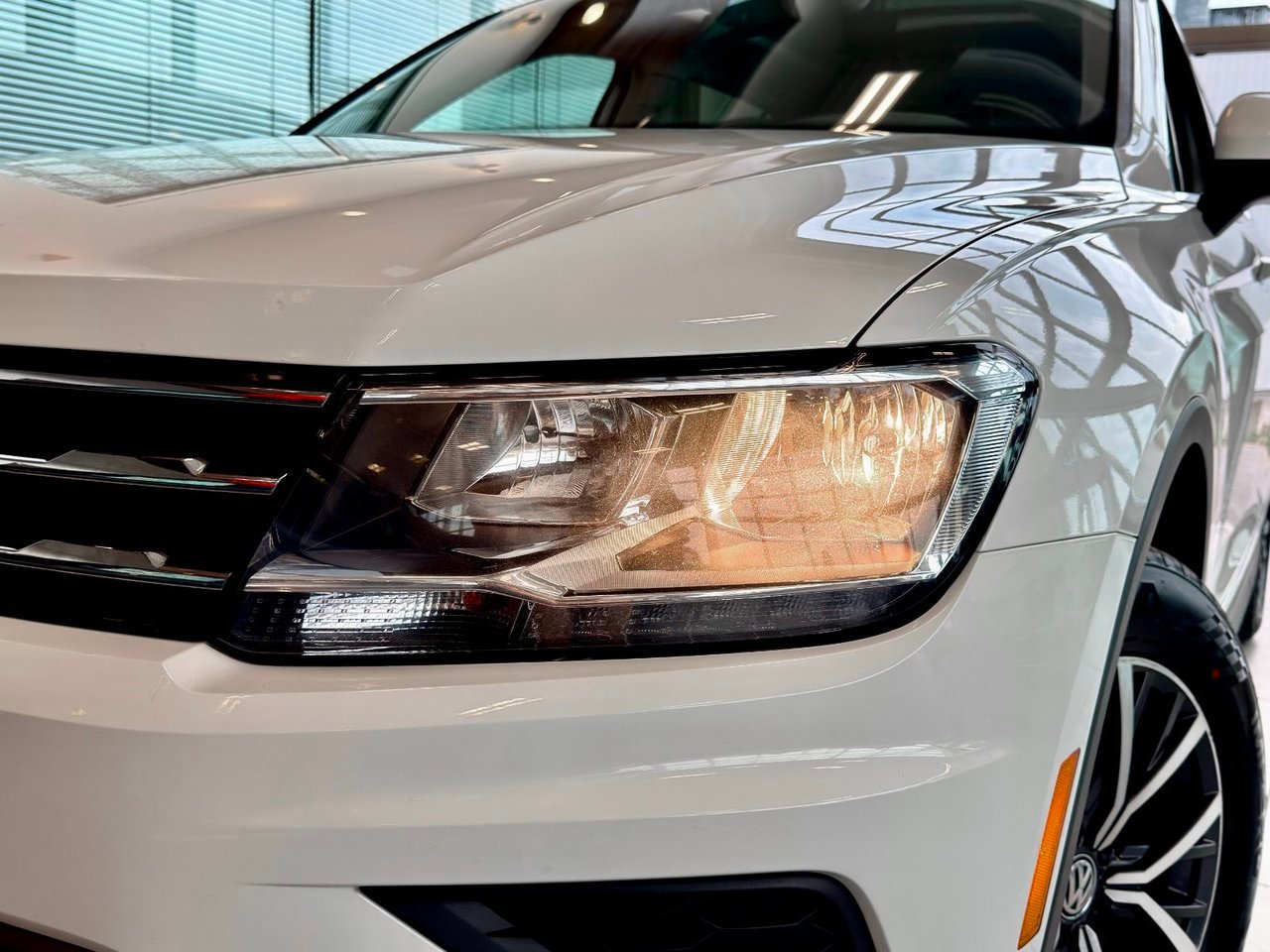 2021 Volkswagen Tiguan White Notre-Dame-des-Prairies - photo #4