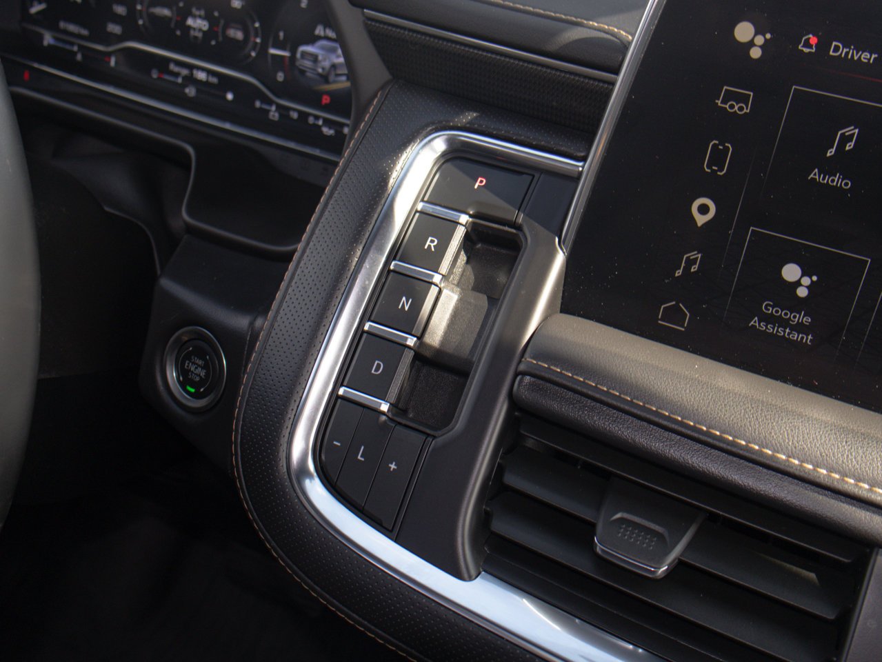 2024 GMC Yukon XL 4WD 4dr AT4 Black Sherwood Park - photo #27