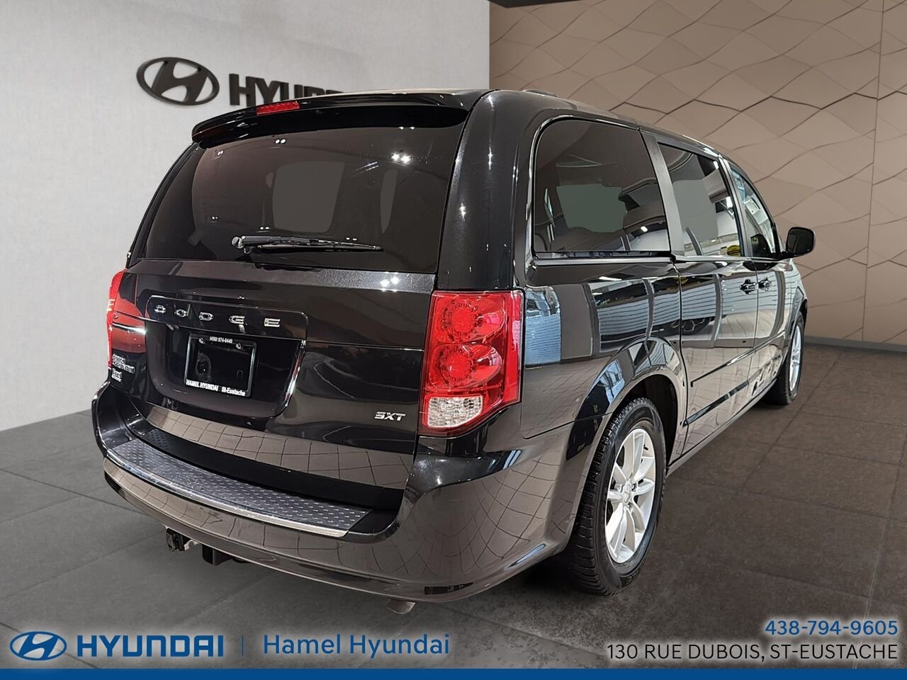 2016 Dodge Grand Caravan Black Saint-Eustache - photo #2