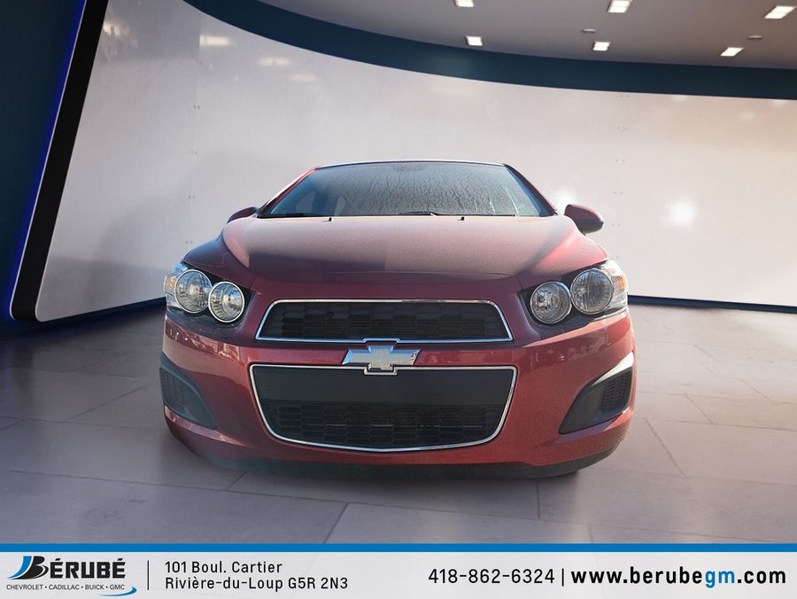 2018 Chevrolet Cruze LT 1.6L à hayon 4 portes avec 1SH Black
