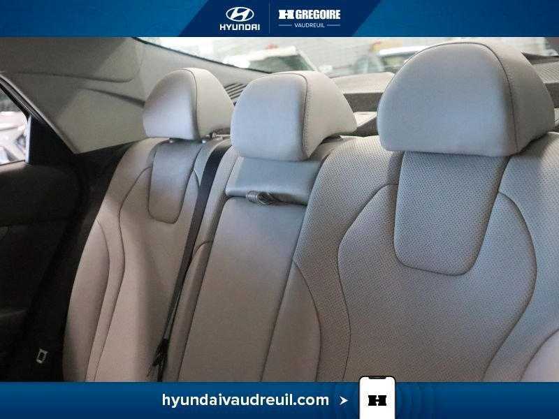 2021 Hyundai Elantra Grey Saint-Eustache - photo #16