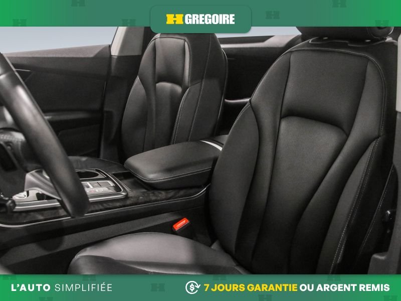 2019 Audi Q8 White Blainville - photo #13
