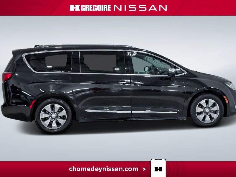 2017 Chrysler Pacifica Black Laval - photo #10
