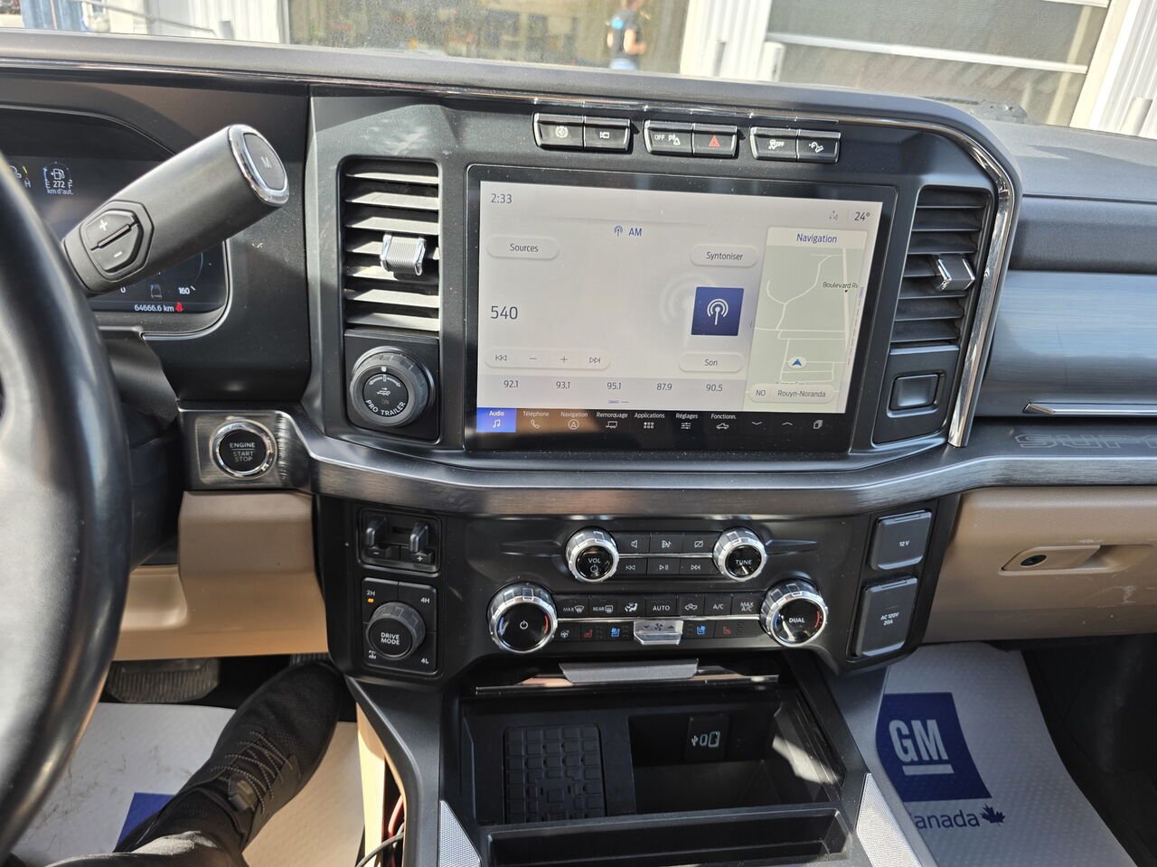 2023 Ford Super Duty F-250 SRW XL cabine 6 places 4RM caisse de 8 pi White Rouyn-Noranda - photo #42