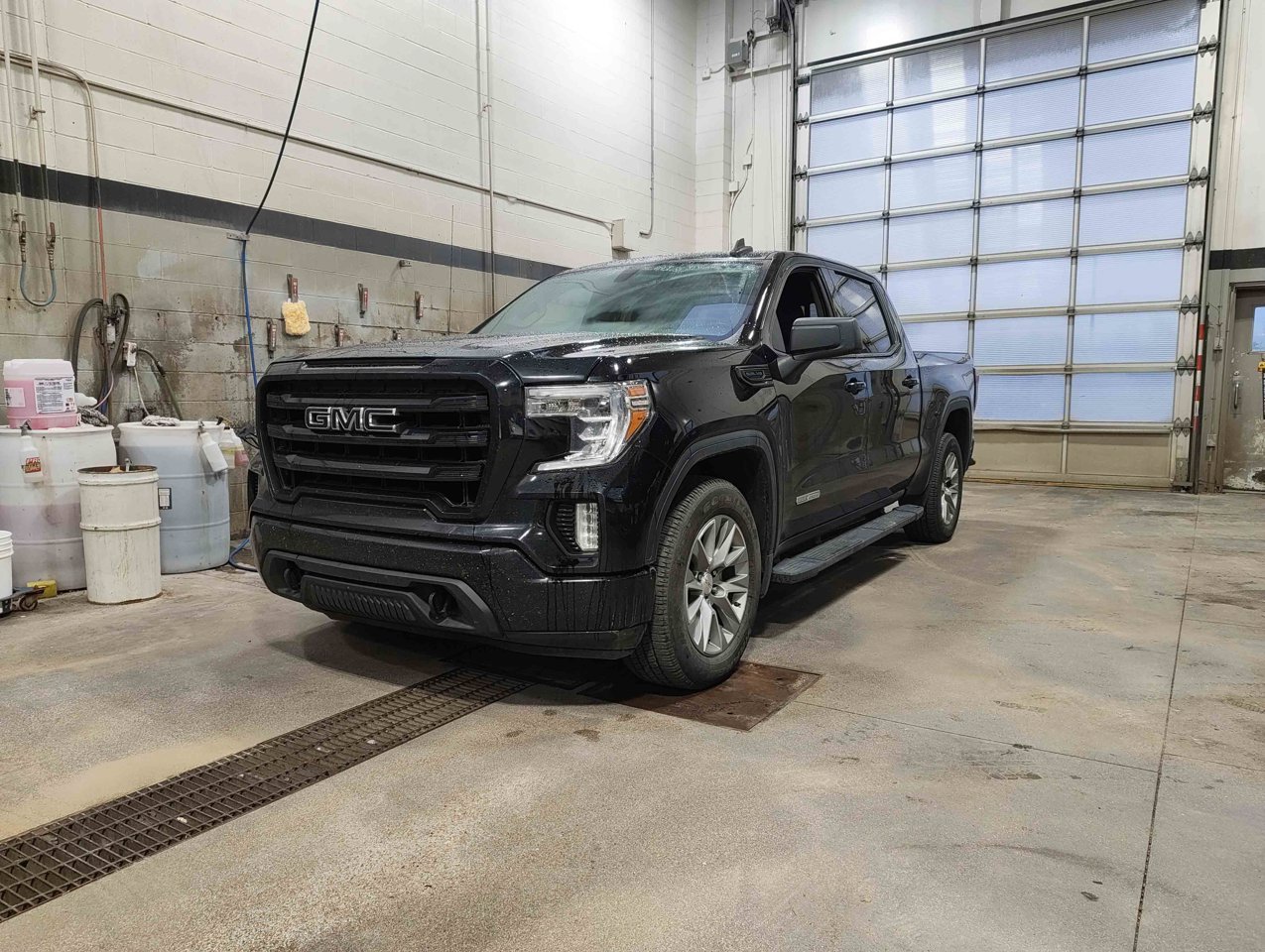 2021 GMC Sierra 1500 4WD Crew Cab 147 Elevation Black Sherwood Park - photo #3
