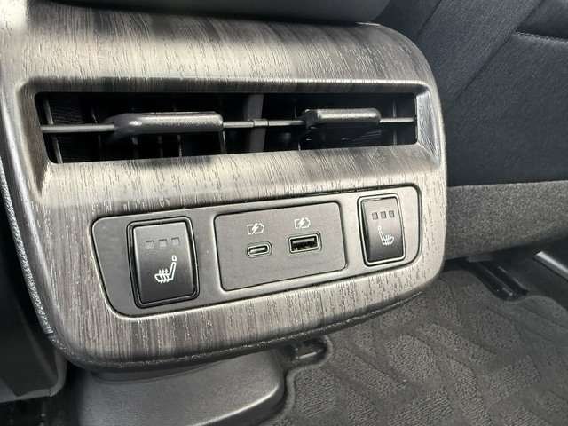 2024 Nissan Ariya Black Saint-Basile-le-Grand - photo #18