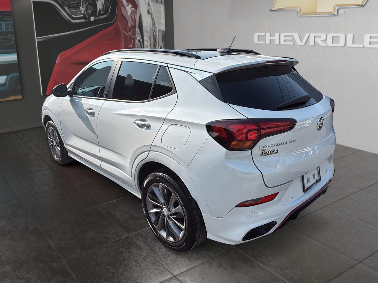 2020 BUICK ENCORE SPORT TOURING White Saint-Hyacinthe - photo #3