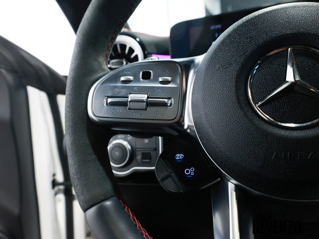 Mercedes-Benz CLA 2023 Blanc Saint-Eustache - photo #14