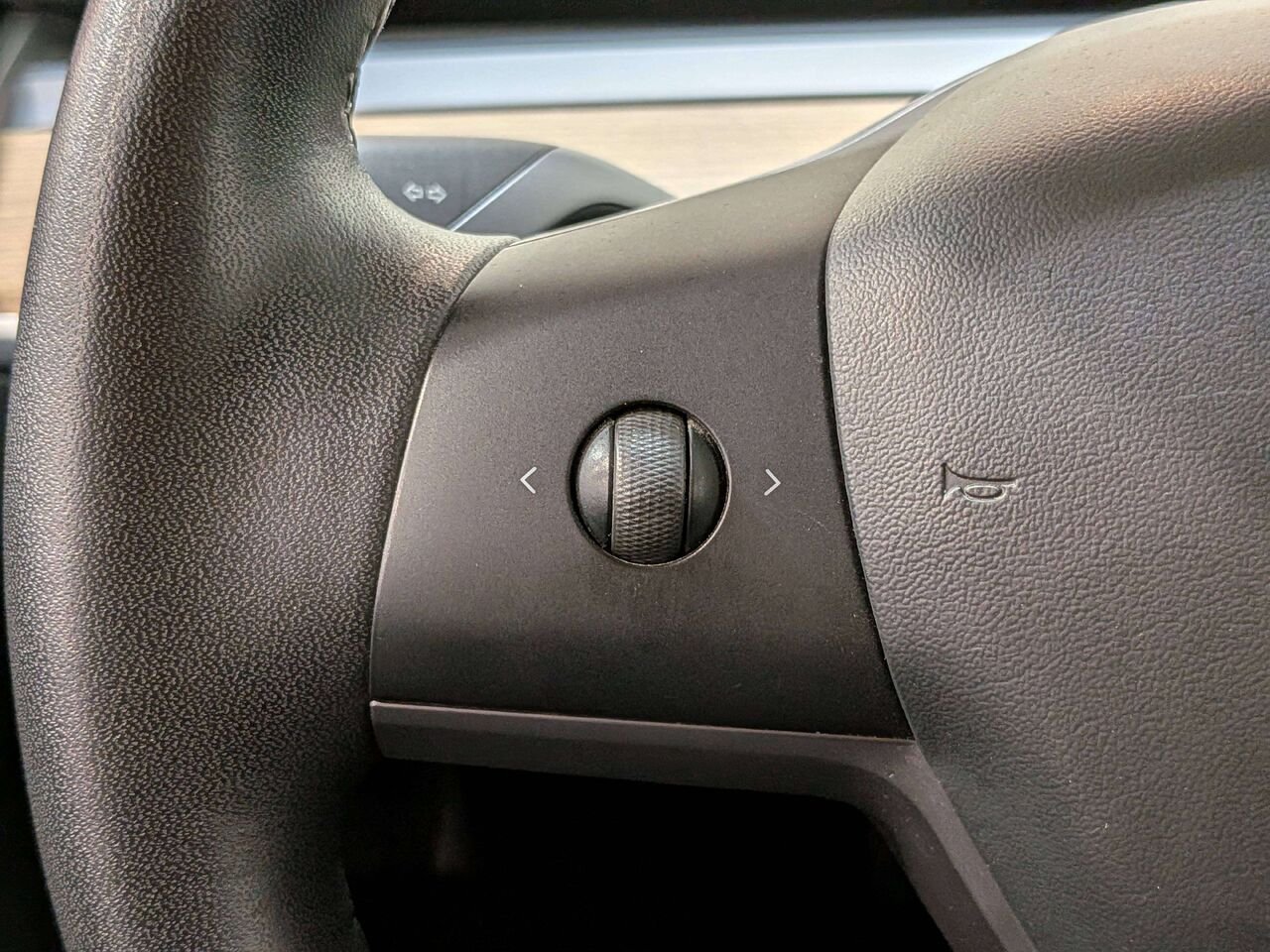Tesla Model 3 Standard Range Plus RWD 2020 Rouge Val-David - photo #14
