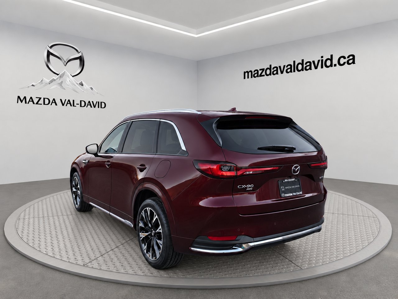 Mazda CX-90 hybride léger Signature 2026 Rouge artisanal métallisé Val-David - photo #2
