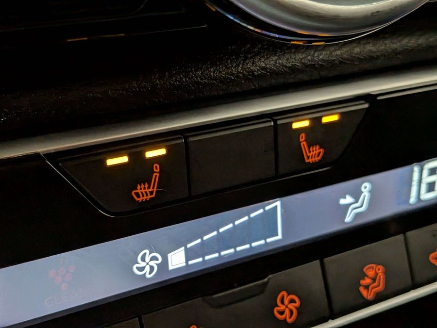 Nissan Sentra SV CVT 2024 Gris