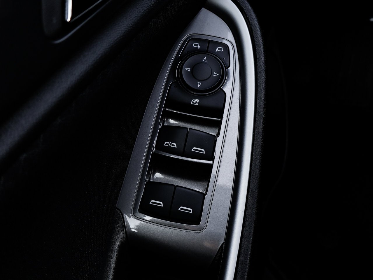 2024 Chevrolet Malibu 4dr Sdn 1LT Grey Sherwood Park - photo #17