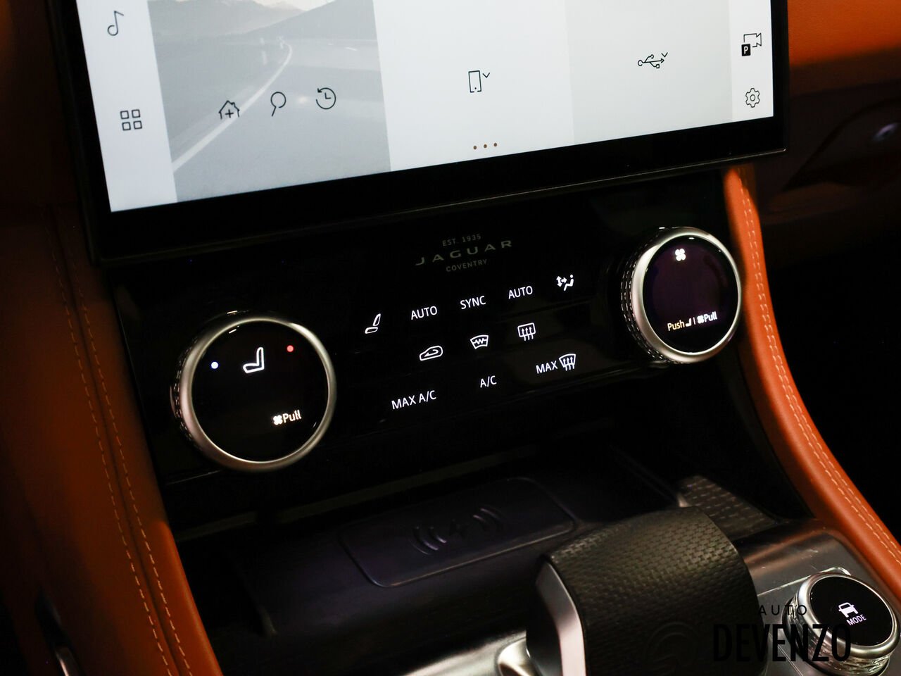 Jaguar F-PACE 2023 Bleu Saint-Eustache - photo #17